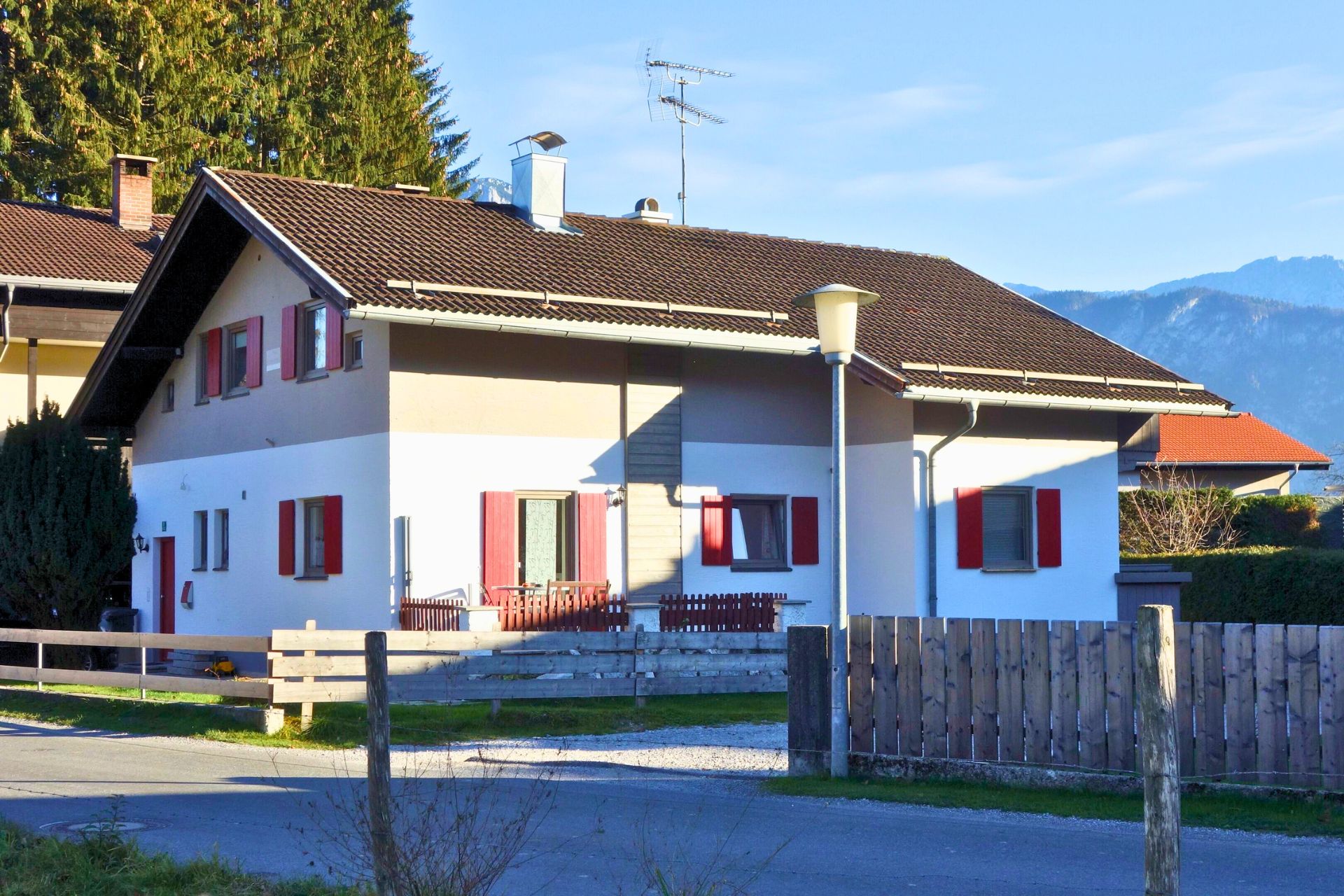 Ferienwohnung Kiefersfelden Außenansicht im Sommer
